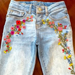 Cherokee girls embroidered jeans, super skinny